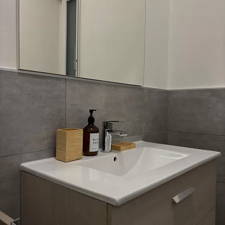 Castle Double De - Ad Un Passo Da Castelvecchio * ヴェローナ